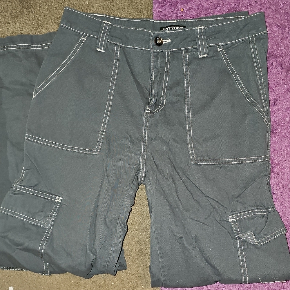 NWOT Hot Topic Cargo Pants
